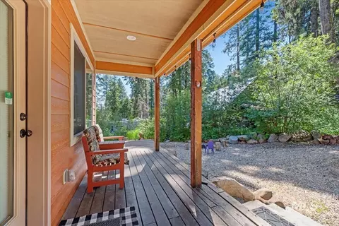 Exterior - 23 Waterline Ln, Cascade, ID 83611 photo 3 of 12