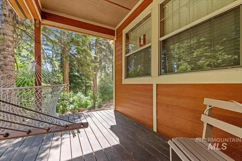 Exterior - 23 Waterline Ln, Cascade, ID 83611 photo 2 of 12