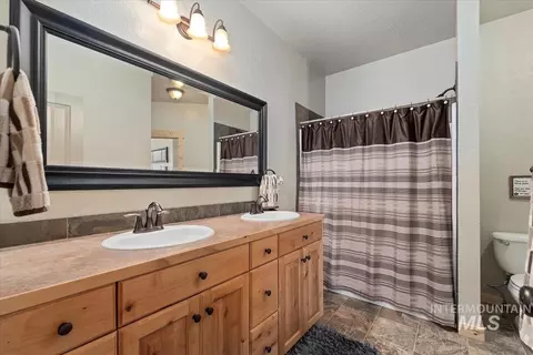 Bath - 23 Waterline Ln, Cascade, ID 83611 photo 1 of 5