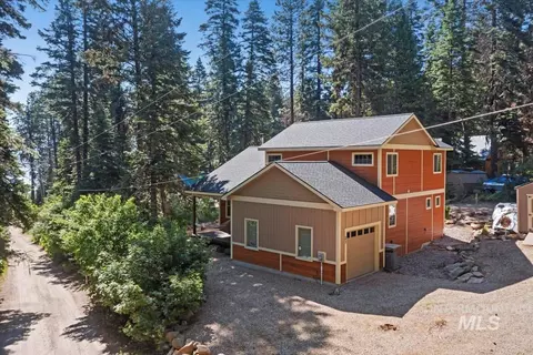Exterior - 23 Waterline Ln, Cascade, ID 83611 photo 10 of 12