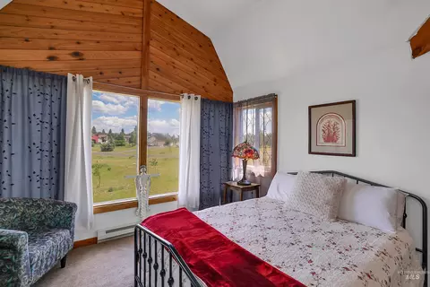 Bedroom - 97 Coy Rd, Mccall, ID 83638 photo 4 of 12
