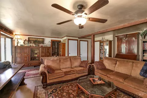 Living - 97 Coy Rd, Mccall, ID 83638 photo 9 of 10