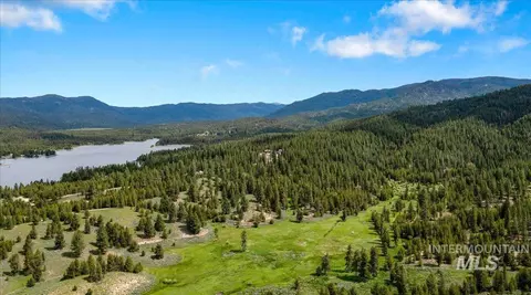 tbd Pointes Rd, Cascade, ID 83611