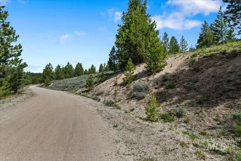 tbd Pointes Rd, Cascade, ID 83611 photo 4