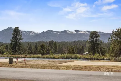 L8 B2 River Bank Drive, Cascade, ID 83611