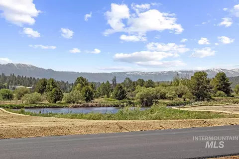 L10 B2 River Bank Drive, Cascade, ID 83611