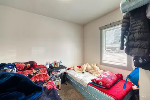 Bedroom - 112 E Main St, Nyssa, OR 97913 photo 1 of 7