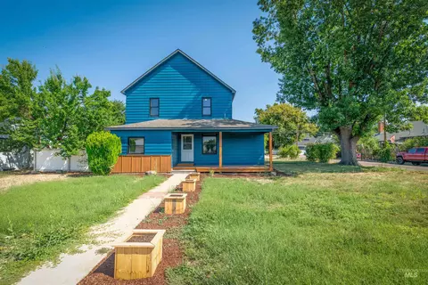 424 E 3 Rd, Emmett, ID 83617 photo 1