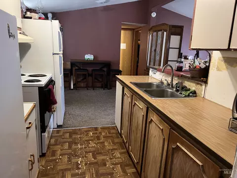 Kitchen - 23743 Stephen Ln, Parma, ID 83660 photo 1 of 2