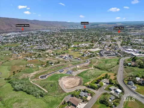1651 Bennett Hill Dr, Clarkston, WA 99403
