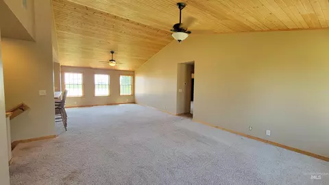 Living - 3696 N 4425 E, Murtaugh, ID 83344 photo 2 of 2