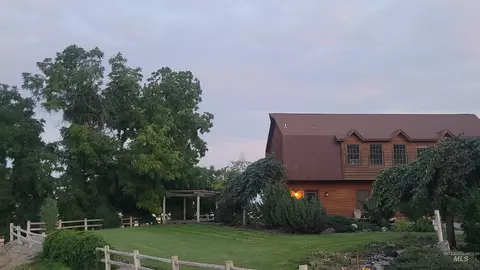 Exterior - 3696 N 4425 E, Murtaugh, ID 83344 photo 5 of 12