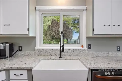 Kitchen - 249 W 500 S, Jerome, ID 83338 photo 5 of 5