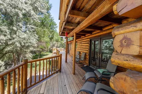 Exterior - 1314 River Rd, Buhl, ID 83316 photo 12 of 14