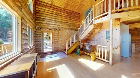 Entry Way - 1314 River Rd, Buhl, ID 83316 photo 1 of 2