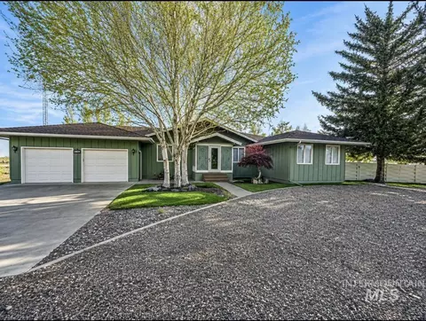 Exterior - 236 E Hwy 81, Burley, ID 83318 photo 2 of 5