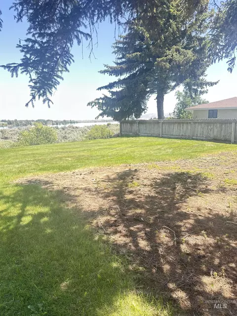 Exterior - 236 E Hwy 81, Burley, ID 83318 photo 5 of 5