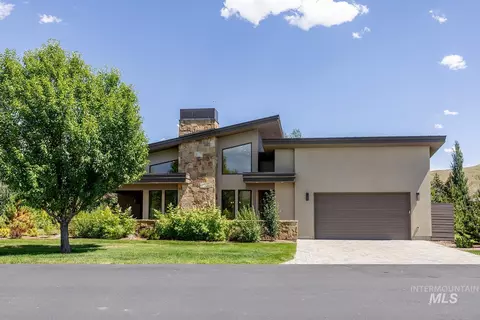 27 Streamside Dr, Hailey, ID 83333