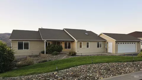 1724 Ridgeview Dr, Clarkston, WA 99403