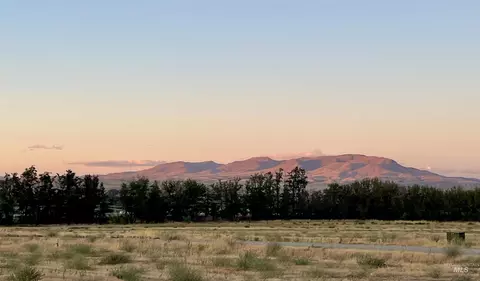 6655 Sophie Ln, Emmett, ID 83617
