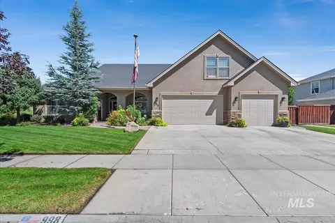 998 E Kaibab Trail Dr, Meridian, ID 83646