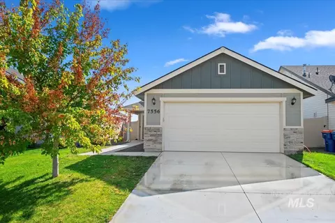 7556 S Boysenberry Ave, Boise, ID 83709