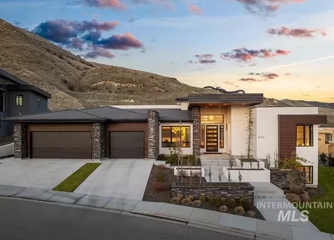 2372 S Via Privada Ln, Boise, ID 83716