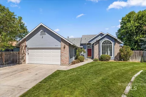 8244 W Pomona Ct, Boise, ID 83705