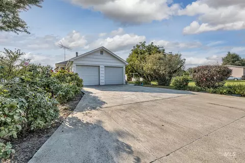 Exterior - 116 Pioneer Rd, Weiser, ID 83672 photo 4 of 13