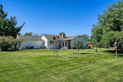 Exterior - 116 Pioneer Rd, Weiser, ID 83672 photo 6 of 13
