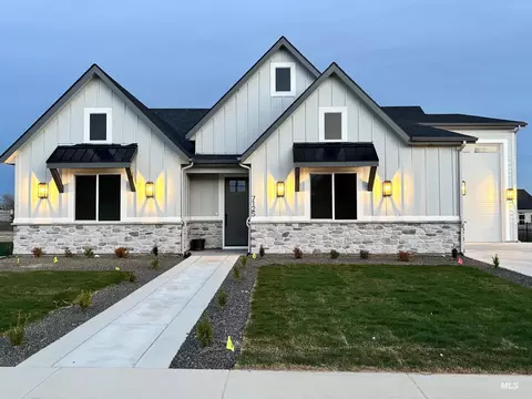 7125 E Osprey Estates Dr, Nampa, ID 83686
