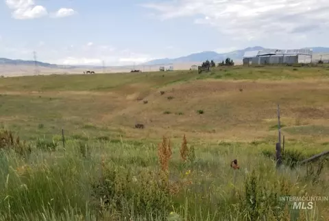 2277 Keithley Creek Rd, Midvale, ID 83645