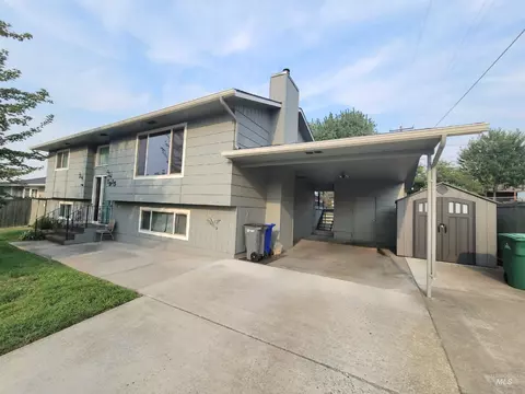 1915 13th St, Lewiston, ID 83501