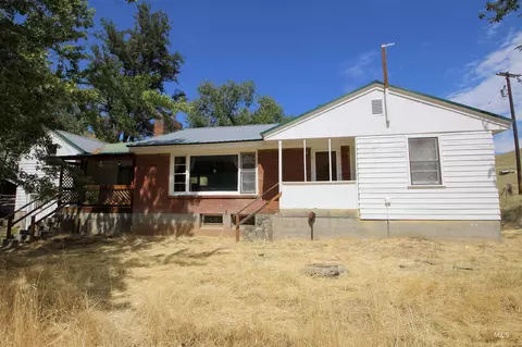 5208 Highway 52, Horseshoe Bend, ID 83629