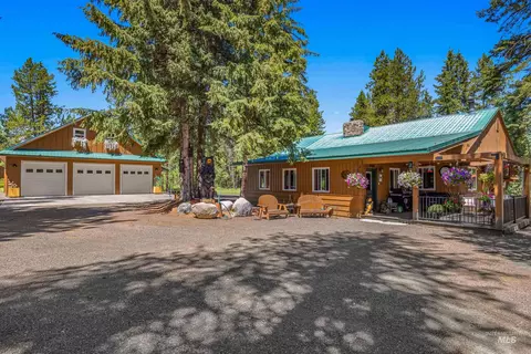 508 Rowland St, Mccall, ID 83638 photo 1