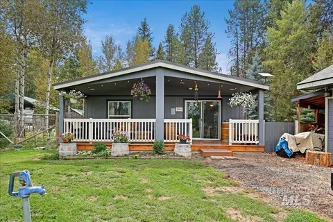 189 Durham Ln, Donnelly, ID 83615