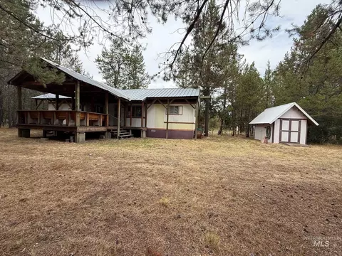 227 Mcleod Ln, Donnelly, ID 83615
