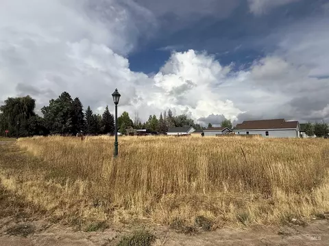 201 E Spruce, Fairfield, ID 83327
