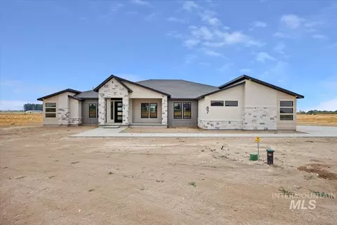 87 E 557 S, Jerome, ID 83338