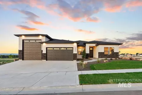 7132 E Chicken Hawk Loop, Nampa, ID 83686