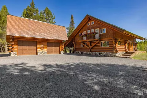 Exterior - 43 Scheline Ct, Mccall, ID 83638 photo 5 of 13