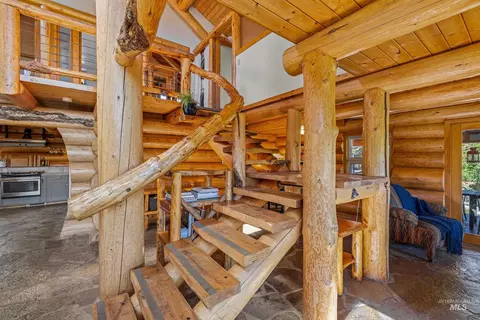 Entry Way - 43 Scheline Ct, Mccall, ID 83638 photo 1 of 1