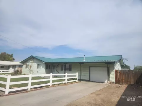 704 N 5th St, Nyssa, OR 97913