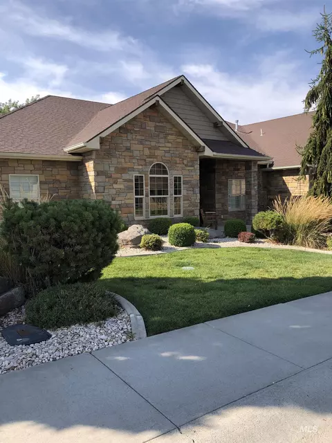 2782 Sun Meadow Dr, Twin Falls, ID 83301