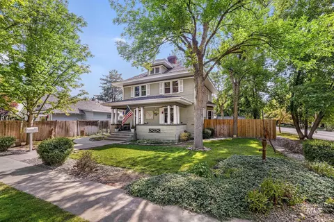 304 8th Ave E, Twin Falls, ID 83301 photo 1