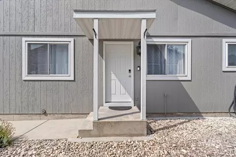 8584 W Rifleman St, Boise, ID 83704