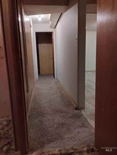 Entry Way - 1298 E 2nd St, Weiser, ID 83672 photo 4 of 4