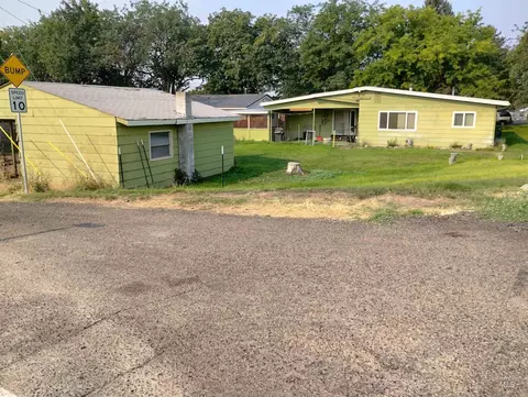 Exterior - 1298 E 2nd St, Weiser, ID 83672 photo 3 of 3