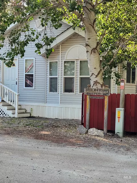 514 E1314 Sawyer St #E13/14, Cascade, ID 83611