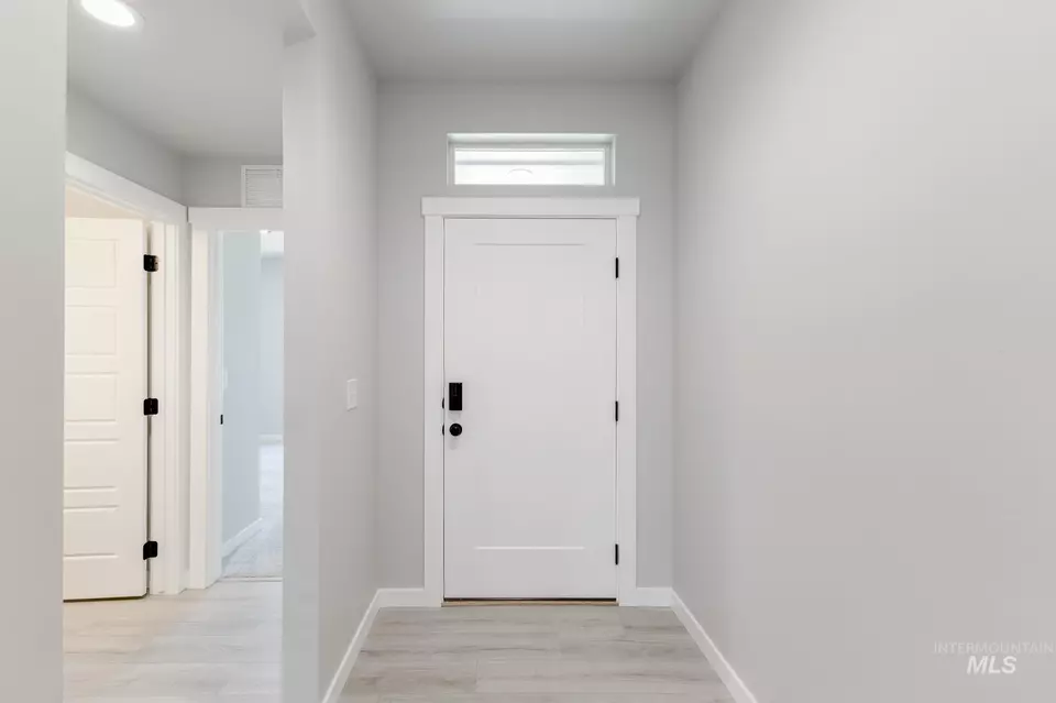 Entry Way - 16760 Sentinel Ave, Caldwell, ID 83607 photo 1 of 1